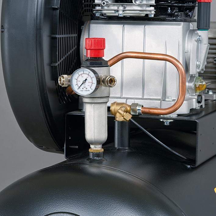 NUAIR NB5/5,5FT/270 AP vysokotlaký olejový kompresor 4kW, 14bar