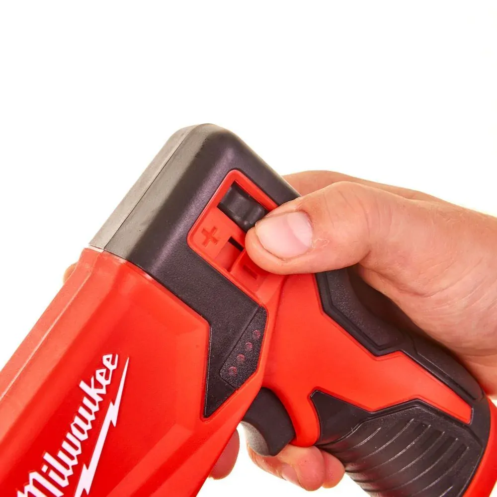 MILWAUKEE M12 BST-202X Aku sponkovačka 12V / 2,0Ah pro spony 6-14 mm - 4933459635