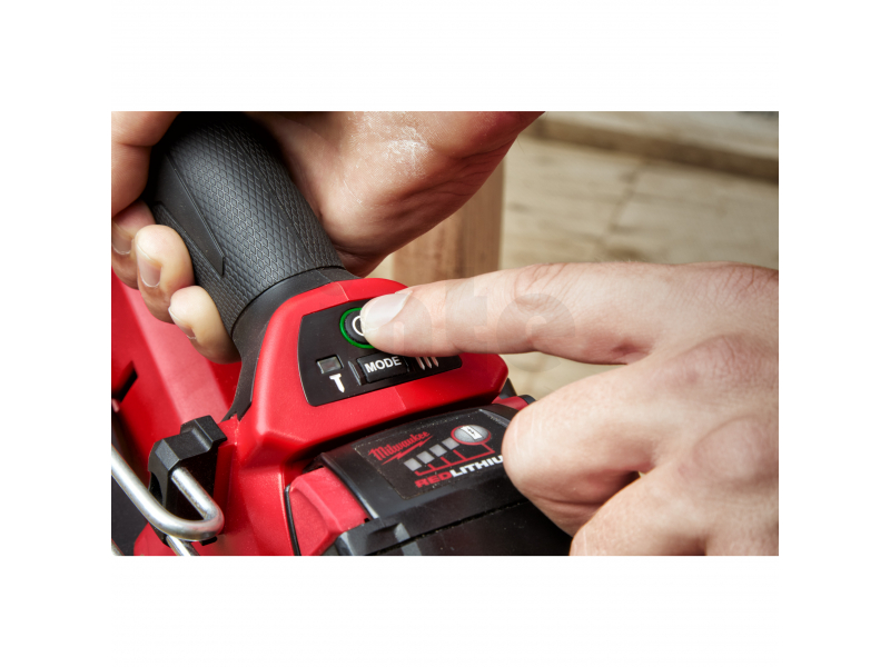 MILWAUKEE M18 FFN21-0C FUEL Aku 21° hřebíkovačka na kotevní hřebíky 18V (bez aku) - 4933478993