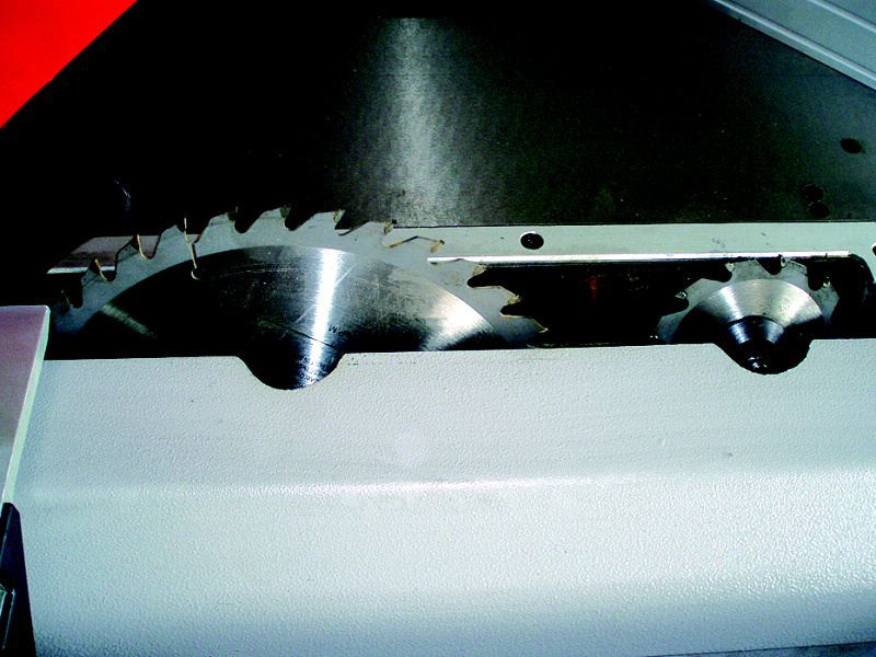 PROMA PKS-315F Formátovací pila s předřezem 315mm / 3800W