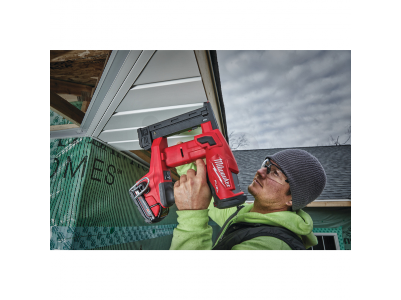 MILWAUKEE M18 FNCS18GS-202X Aku sponkovačka 18V/2,0Ah