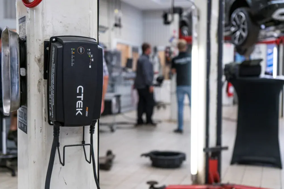 CTEK MULTI PRO 25SE Ext 12V 25A inteligentní nabíječka