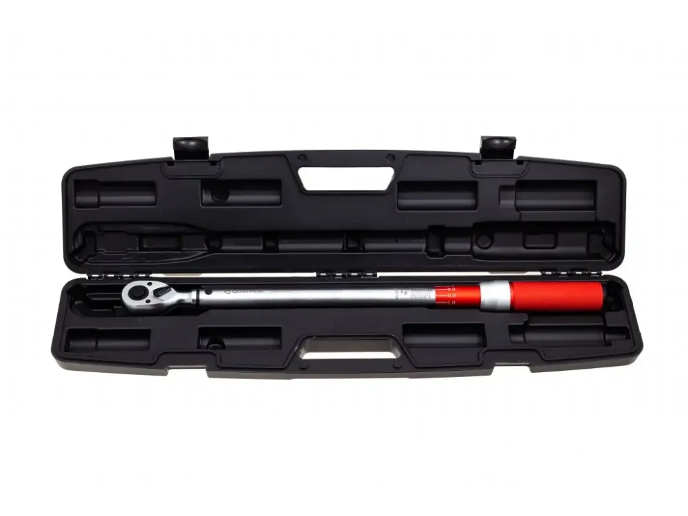 QUATROS QS59220 Momentový klíč 1/2" 40-220 Nm, zvýšená přesnost 3 %, s certifikátem