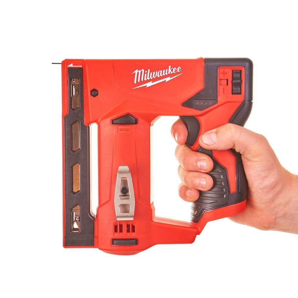 MILWAUKEE M12 BST-0 Aku sponkovačka 12V, pro spony 6-14 mm (bez aku)- 4933459634