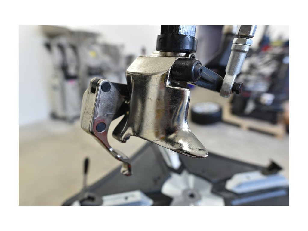 FERDUS LC889NV Zouvačka osobní, 6" - 26", superautomat, s automatickým palcem a helperem 390H