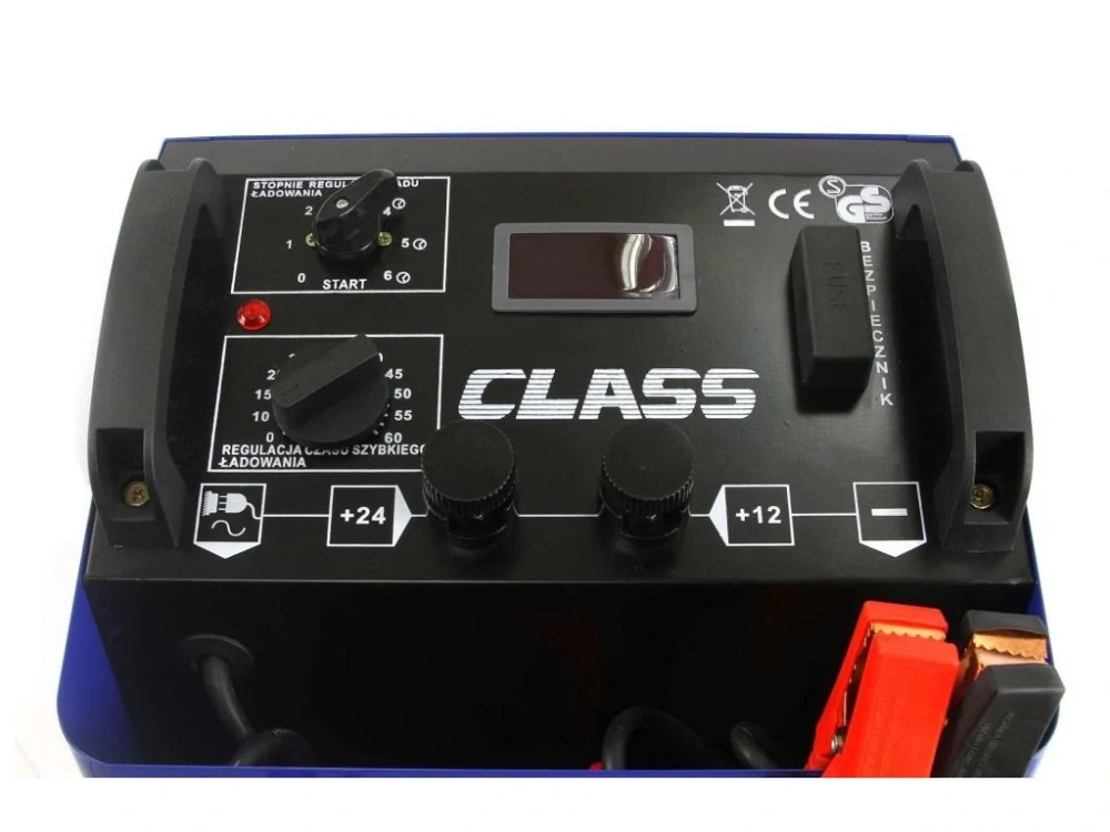 RIPPER Class 750 Nabíječka autobaterií - startovací zdroj, 12V/24V, 80-900 Ah, pojízdný