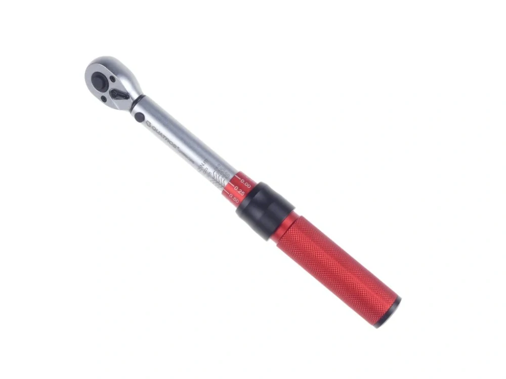 QUATROS QS59001 Momentový klíč 1/4", 5-25 Nm, přesný 3%, se zástrčnými hlavicemi, 21 ks