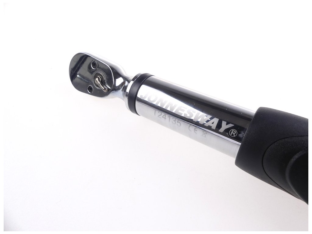 JONNESWAY T24135 Momentový klíč, přesný, digitální, 3/8", 6,8-135 Nm, 36z, kalibrovaný