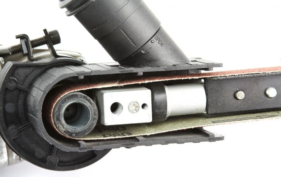 MAR-POL M04115 nástavec na úhlovou brusku, s odsáváním a příslušenstvím