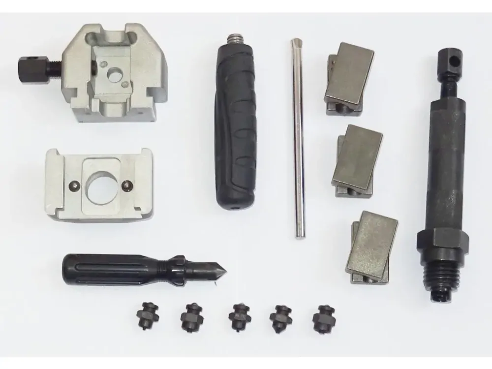 QUATROS QS70097 Pertlovací sada na úpravu konců brzdových trubek, hydraulické vřeteno