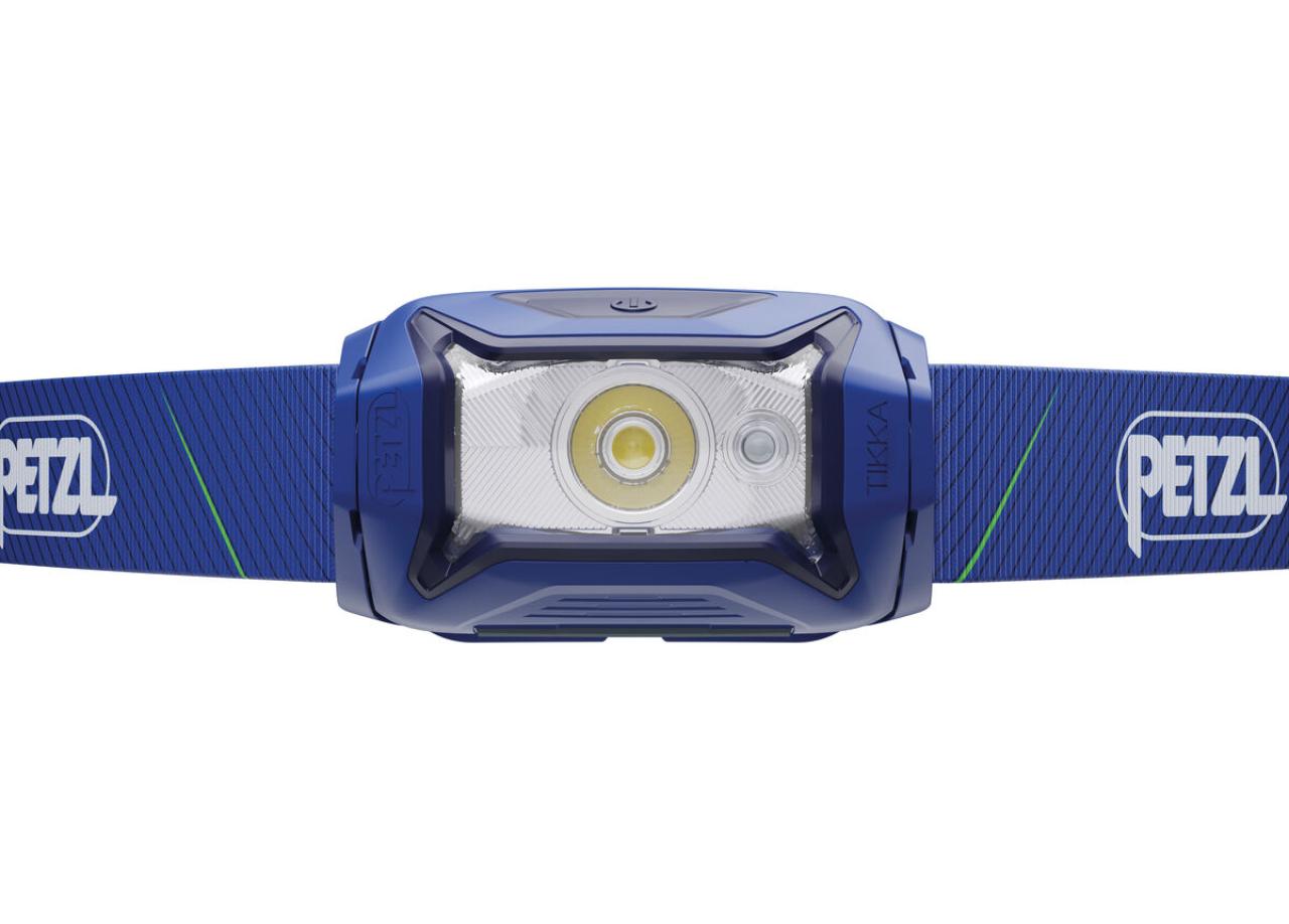 PETZL TIKKA CORE BLUE 2025 čelová svítilna modrá