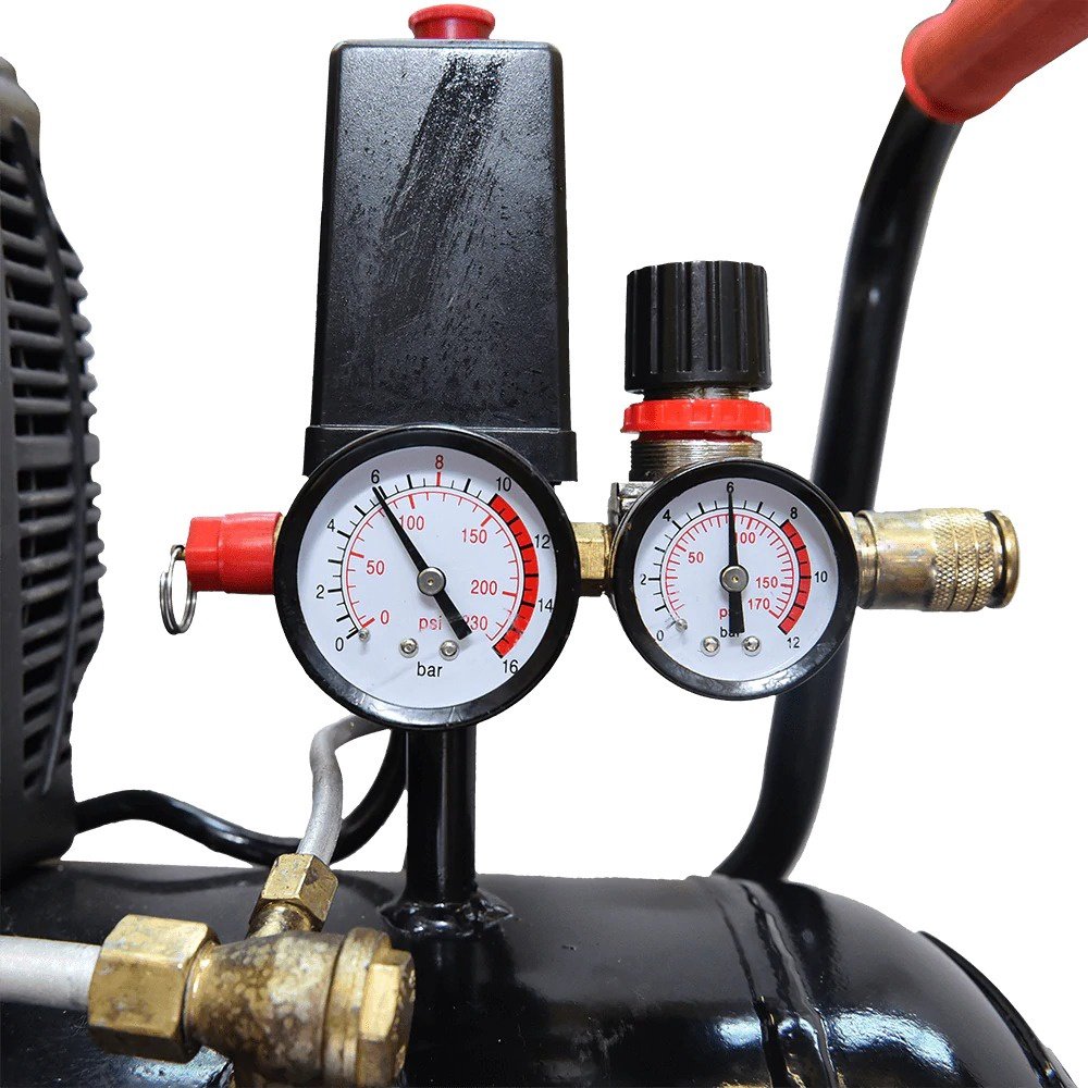 BLACK & DECKER BD 205/50 olejový kompresor 1,5kW