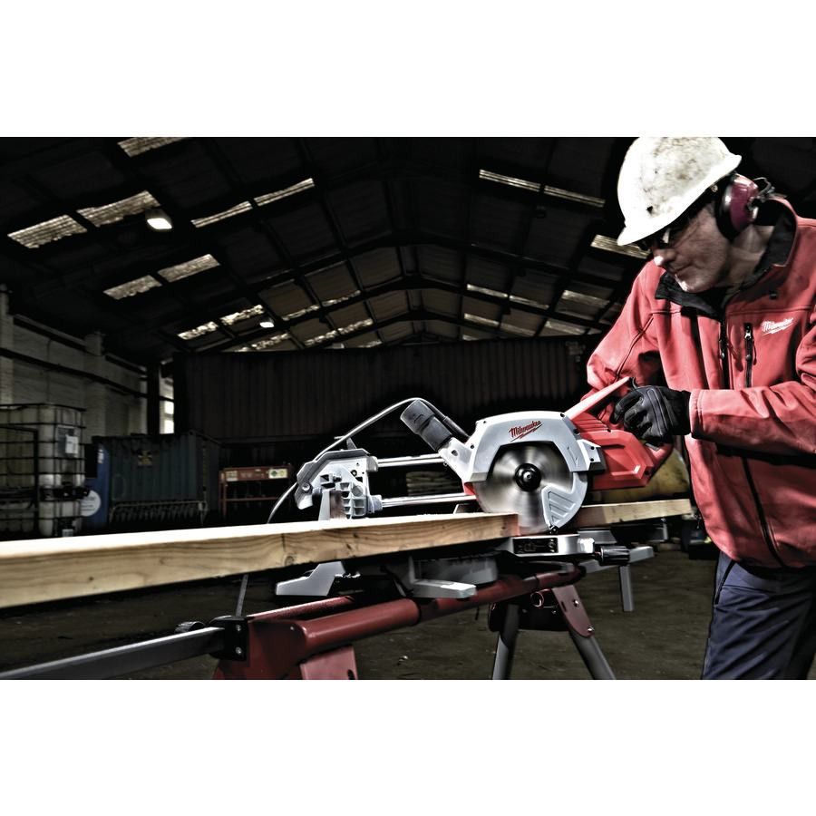 Milwaukee MS 216 SB pokosová pila 1800W - 4933471055