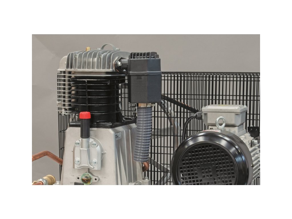NUAIR NB4/4CT/90G PROFI olejový kompresor 3kW, 11bar