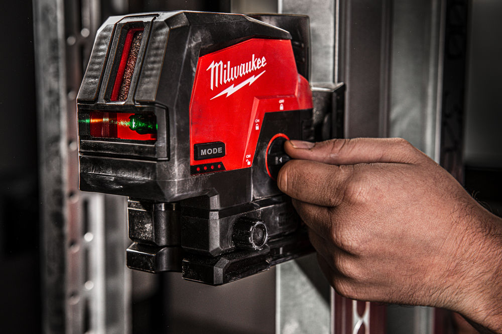 MILWAUKEE M12 CLLP-0 Aku kombinovaný křížový laser 12V (bez aku) - 4933478101