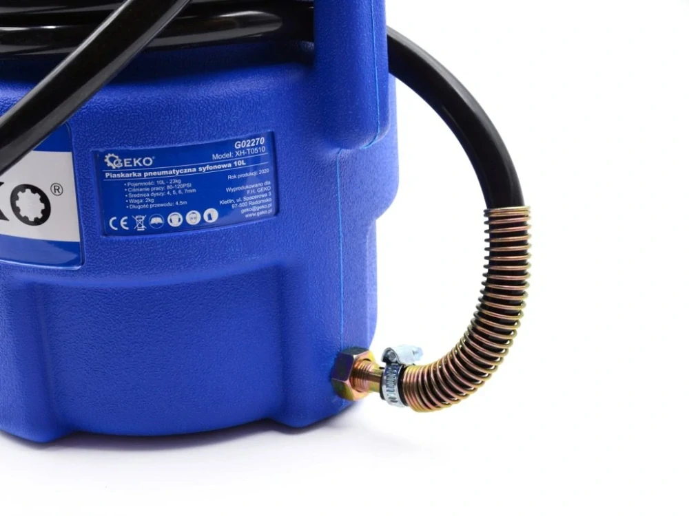GEKO G02270 Pískovačka - mobilní přenosná tryskací jednotka, pneumatická sifonová, 10 litrů