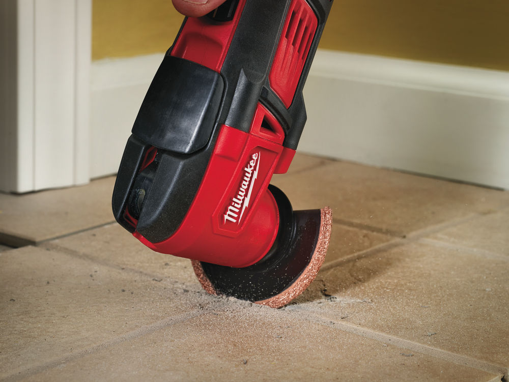 Milwaukee M18 BMT-0X aku multifunkční nářadí 18V (bez aku) - 4933459572
