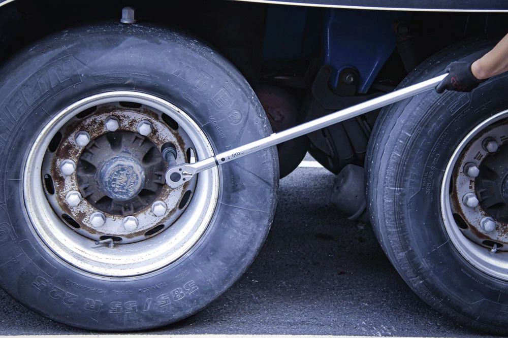 BGS 2807 Momentový klíč 3/4", 150-750 Nm, extra dlouhý 121 cm