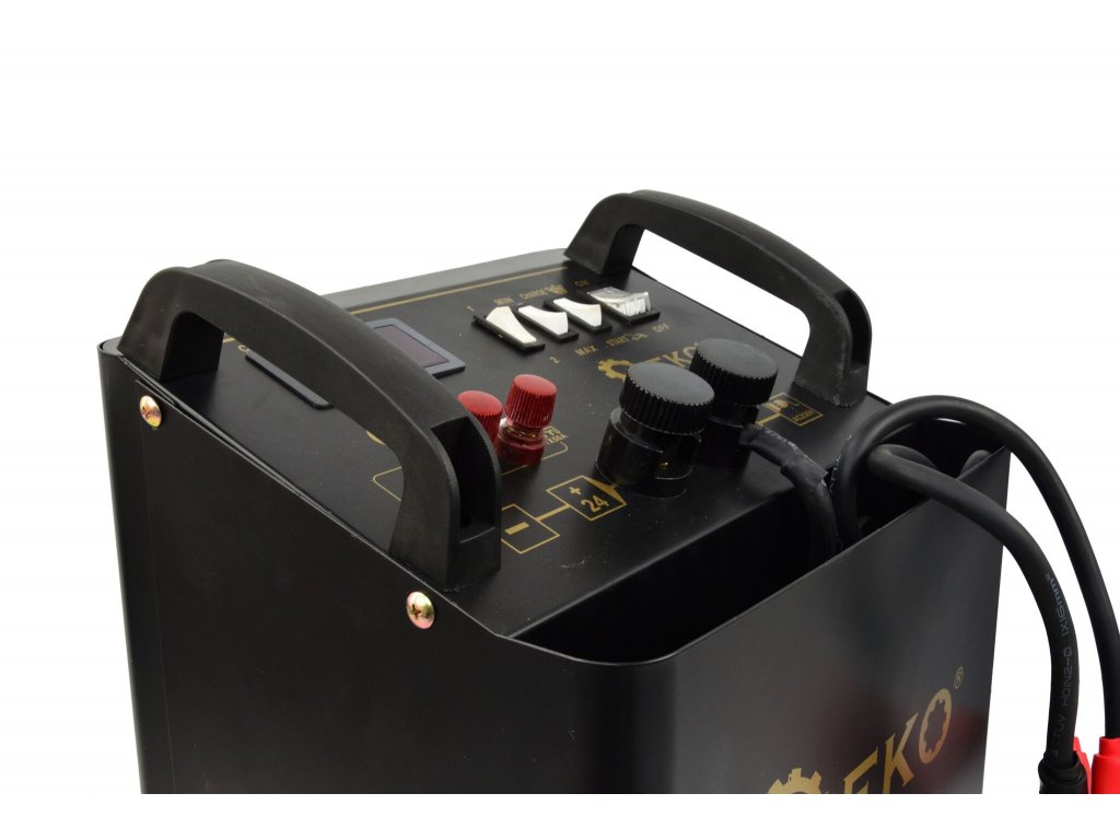 GEKO G80024 Class 430 Nabíječka autobaterií - startovací zdroj, 12V a 24V