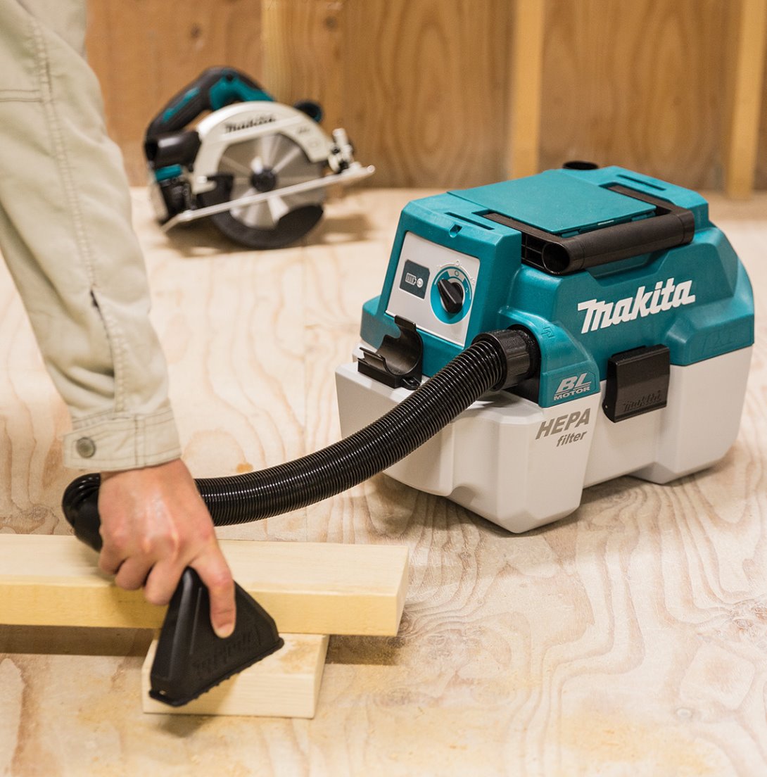 MAKITA DVC750LZX1 Aku vysavač 18V, 7,5l (bez aku)