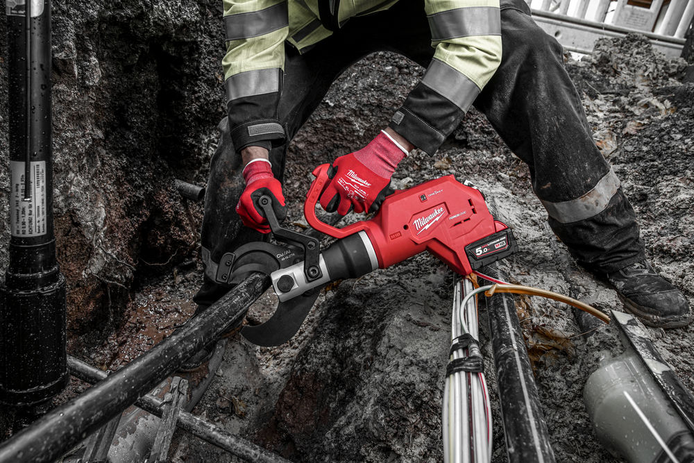 MILWAUKEE M18 HCC75-0C FORCE LOGIC™ hydraulické kleště na kabely 18V (bez aku) - 4933459268