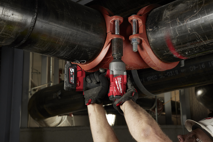 MILWAUKEE M18 FHIWP12-0X FUEL 1/2" rázový utahovák s aretačním čepem 18V (bez aku) - 4933459692