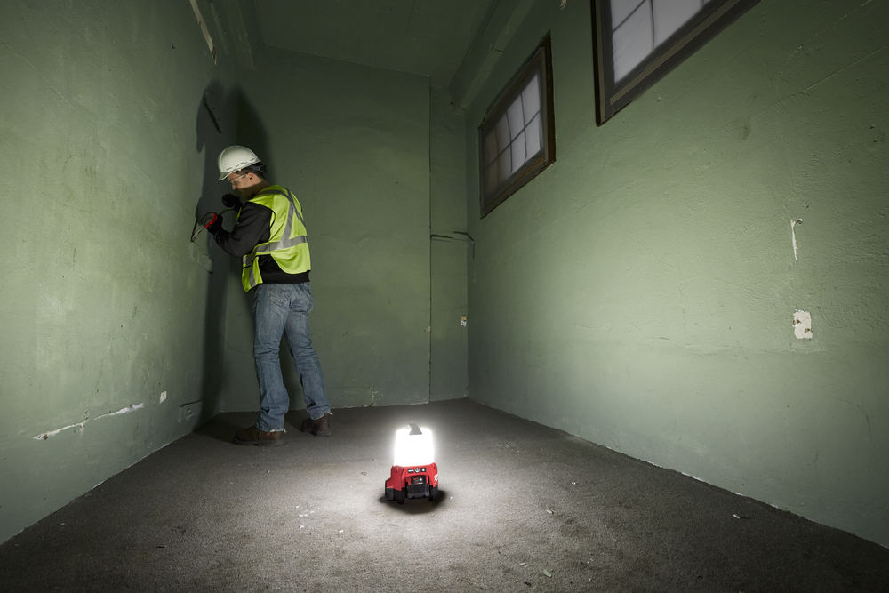 MILWAUKEE M18 TAL-0 Aku lampa 18V LED, 2200 lm (bez aku) - 4933464134