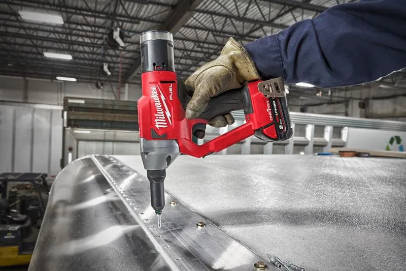 MILWAUKEE M18 ONEFPRT-0X Aku nýtovačka 18V (bez aku) - 4933478601