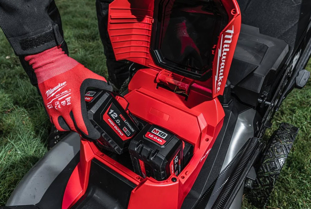 MILWAUKEE M18 F2LM53-0 Aku travní sekačka spojezdem 18V (bez aku), 53cm - 4933479584