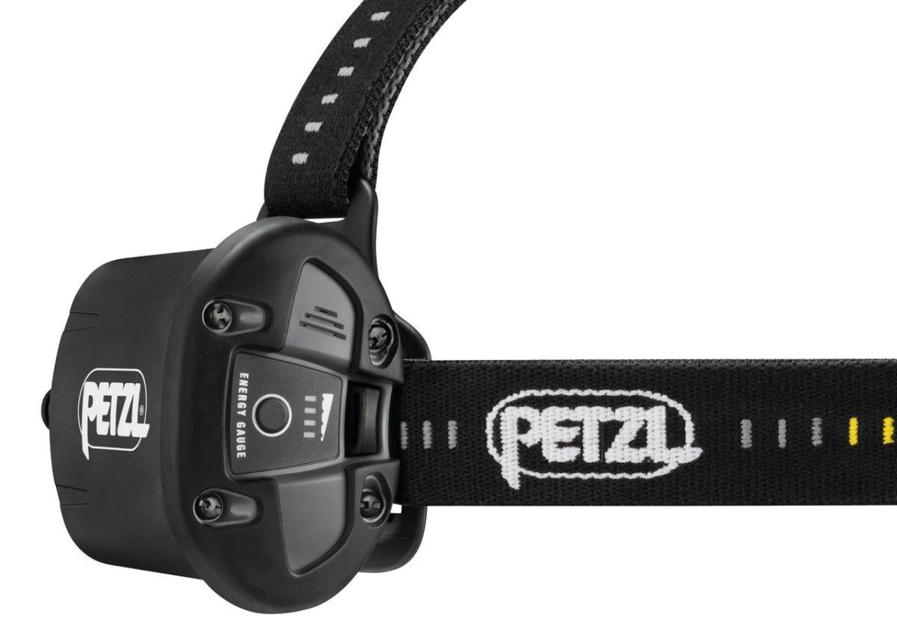 PETZL DUO S vysoce výkonná nabíjecí čelová svítilna