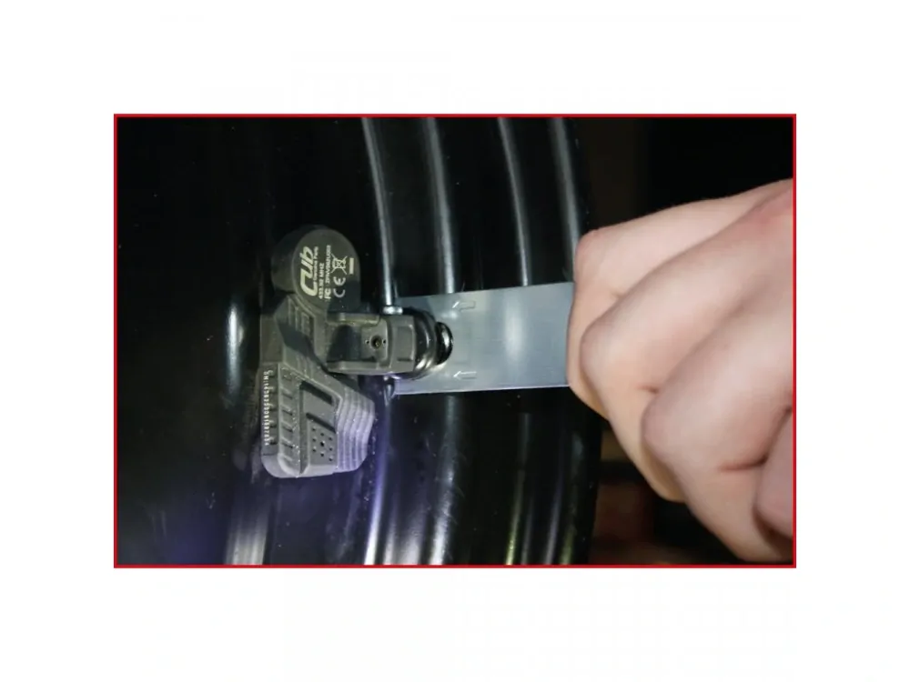 KS TOOLS 100.1180 Přípravky na montáž a demontáž TPMS senzorů a ventilků, sada 13 kusů