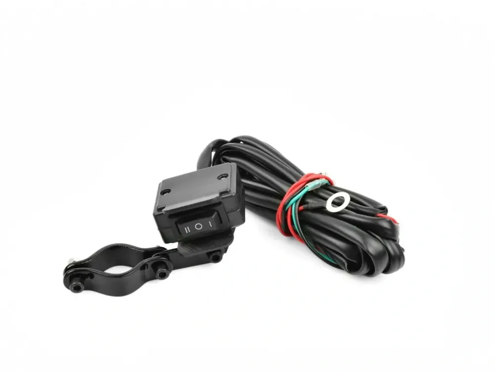 GEKO G81703 Elektrický lanový naviják 900 W/12 V, max zatížení 1,36 t, pro čtyřkolky