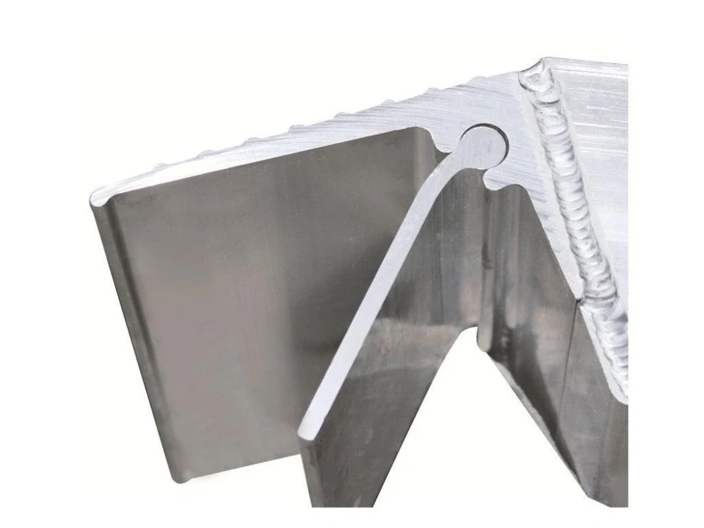 MDTools HR003-3 Nájezdové rampy Titan, vysoká nosnost 4500 kg, hliníkové, sada 2 ks