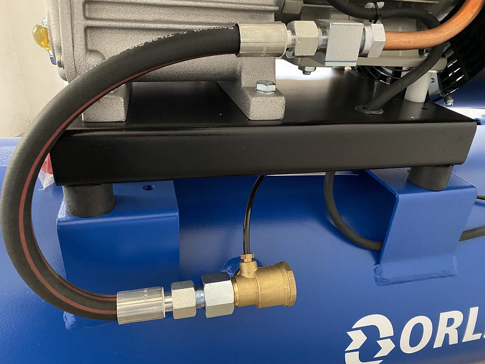 ORLÍK PKS 28/150 pístový olejový kompresor 4kW