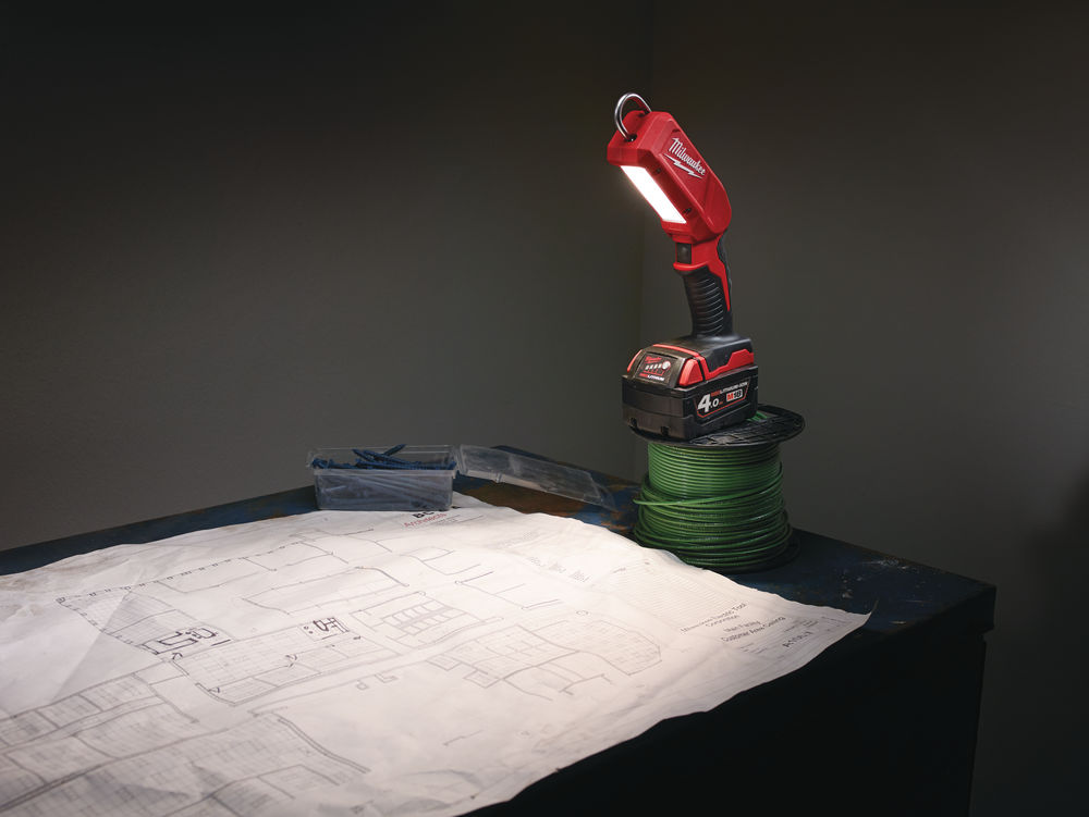MILWAUKEE M18 IL-0 Aku LED kontrolní světlo 18V (bez aku) - 4932430564