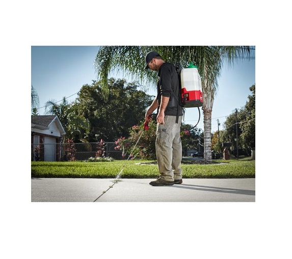 MILWAUKEE M18 BPFPH-0 Aku postřikovač, pohonná jednotka SWITCH TANK (bez aku, bez nádrže) - 4933464961