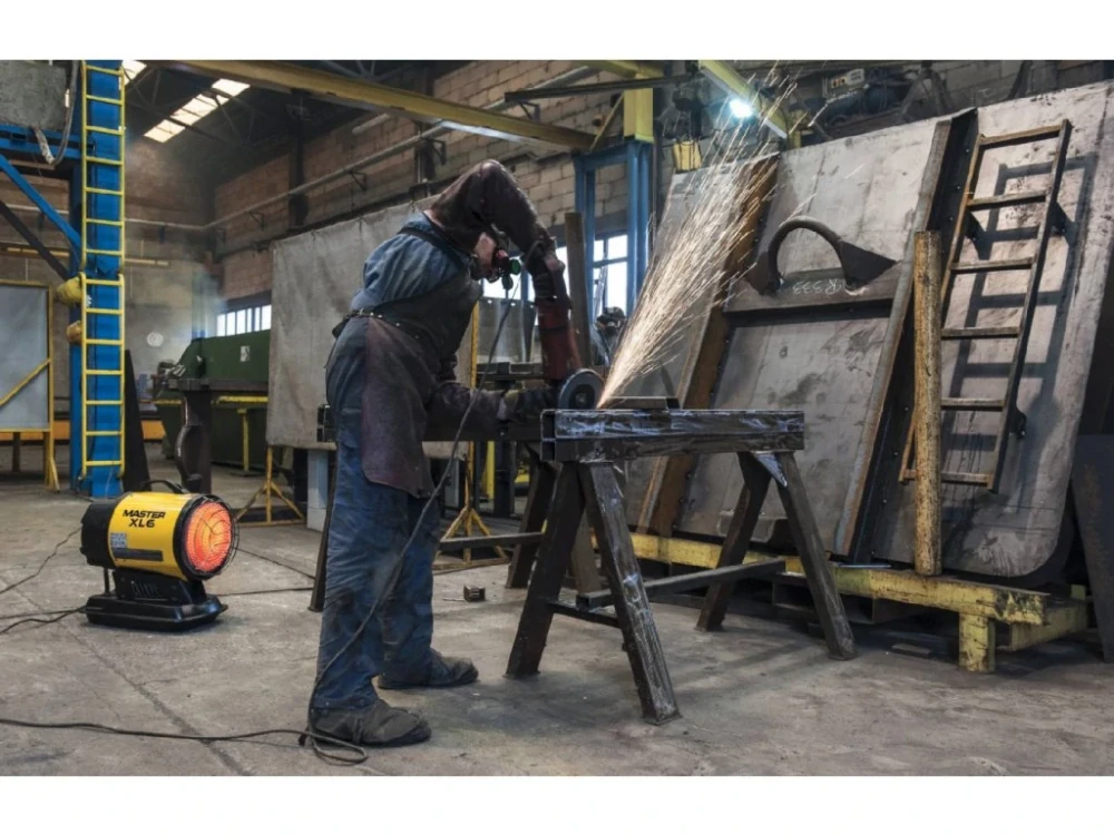 MASTER XL 61 Mobilní naftové topidlo infračervené 17kW