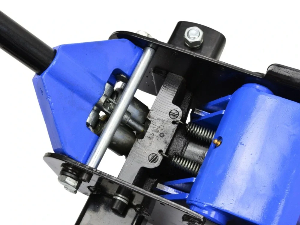 GEKO PREMIUM G02196 Pojízdný hydraulický zvedák 4t, nízkoprofilový, 95 - 550 mm, dvojitá pumpa