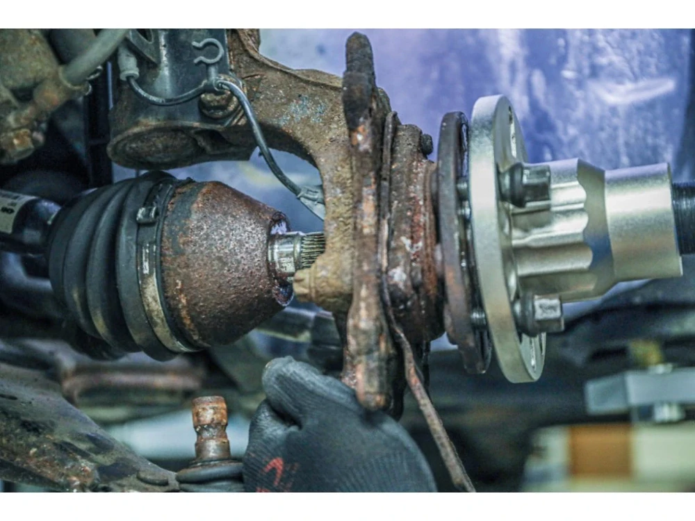 BGS 7774 Stahovák nábojů kol, hydraulický