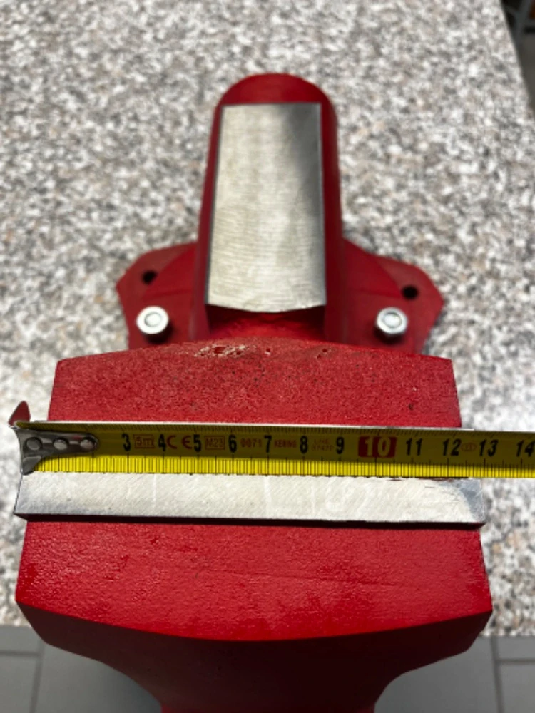 MAGG 080177 profesionální otočný svěrák 125 mm, 18kg