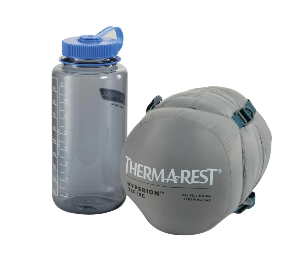 Therm-a-Rest HYPERION 32F/0C Regular Black Forest ultralehký péřový spacák zelený