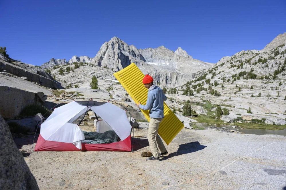 Therm-a-Rest NEOAIR XLITE NXT MAX RWide Solar Flare nafukovací karimatka žlutá 183x64x7,6 cm