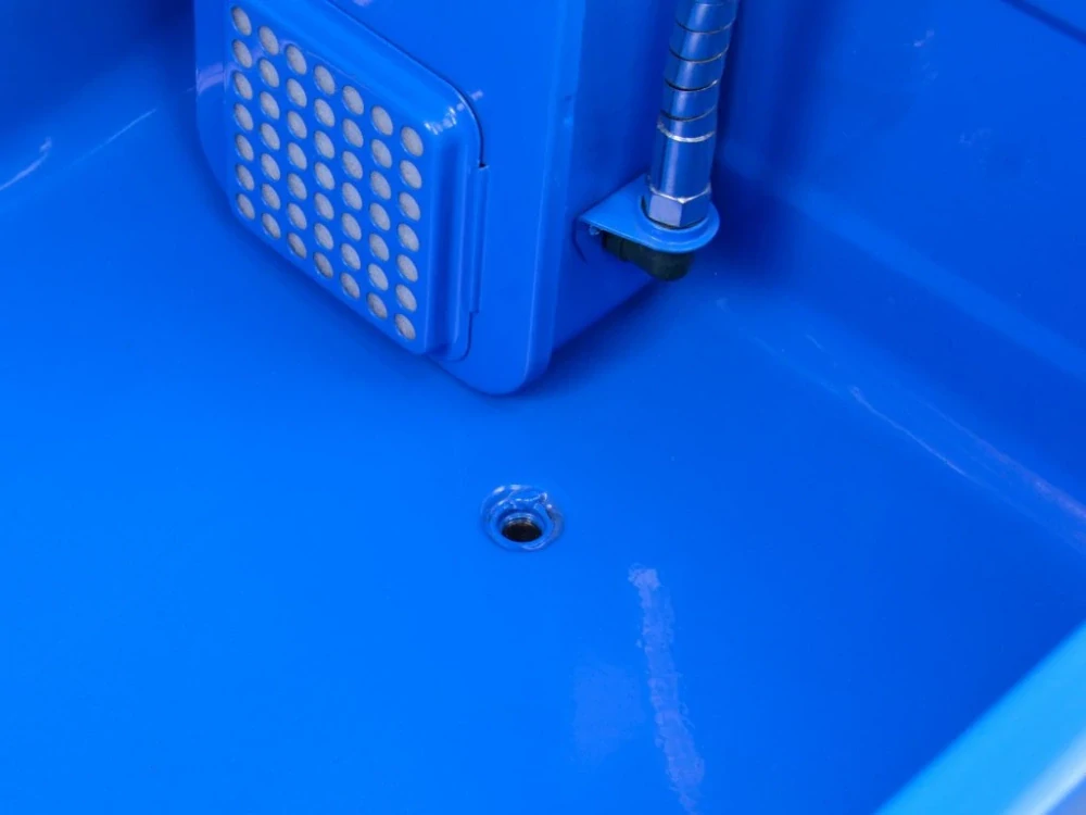 GEKO G02125 Mycí stůl pro čištění dílů s elektrickým čerpadlem a štetcem 80L