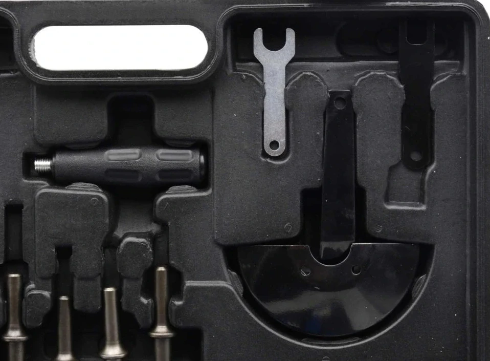 GEKO G03178 Pneumatické nářadí - rázový utahovák, bruska, ráčnový utahovák, vrtačka, sekáč