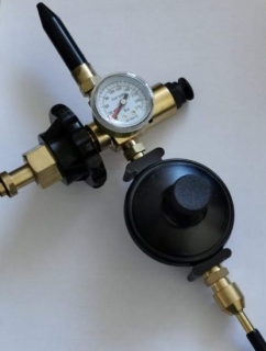 REDUKČNÍ VENTIL HELIUM K NAFUKOVÁNÍ BALÓNKŮ W21.8 - PROFI